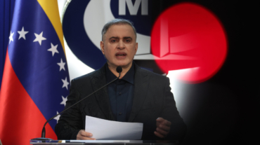 El fiscal general de Venezuela, Tarek William Saab, habla en una rueda de prensa este lunes, en Caracas (Venezuela). EFE/ Miguel Gutierrez